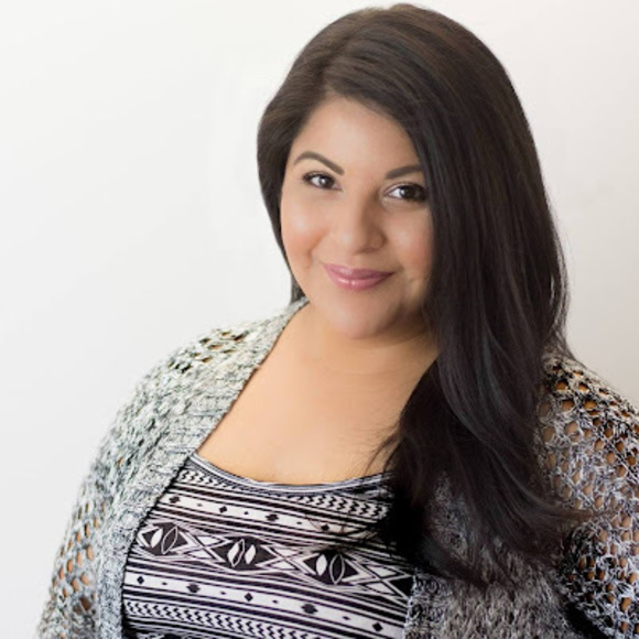 Meet your Posher, Brandy - Picture 1 of 1